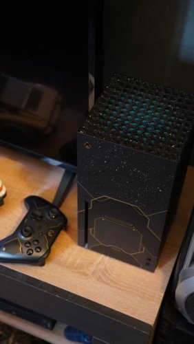 Περισσότερες πληροφορίες για "Microsoft Xbox Series X Halo Infinite Limited Edition"