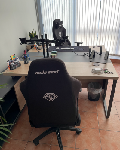 Περισσότερες πληροφορίες για "Πωλούνται ANDA SEAT PHANTOM 3"
