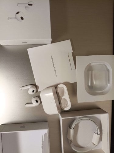 Περισσότερες πληροφορίες για "Apple AirPods (3rd generation) (Άσπρο)"