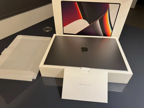 Περισσότερες πληροφορίες για "NEA TIMH!!  MacBook Pro 16" // M1 Pro // 16 GB RAM // 512 GB SSD // Space Grey // Άριστη κατάσταση"