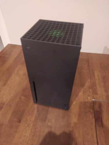 Περισσότερες πληροφορίες για "Πωλείται Xbox Series X κονσόλα σε άριστη κατάσταση, δυο χειριστήρια, μπαταρίες και παιχνίδι"