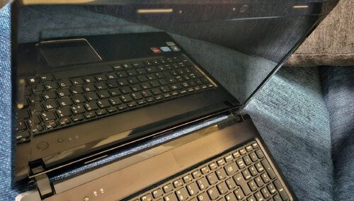 Περισσότερες πληροφορίες για "ΠΩΛΕΙΤΑΙ LENOVO G570 (ΠΡΟΒΛΗΜΑ ΣΤΗΝ ΚΑΡΤΑ ΓΡΑΦΙΚΩΝ)"
