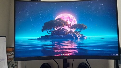 AOC CQ32G4VE VA HDR Curved Gaming Monitor 31.5" 2560x1440 QHD 180Hz 0.5ms