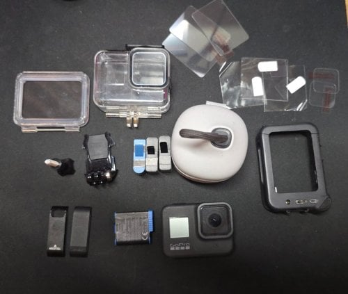 Περισσότερες πληροφορίες για "GoPro Hero 8 Black + Media Mod & Αξεσουάρ"