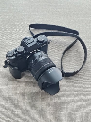 Περισσότερες πληροφορίες για "Fujifilm X -T30 II + XF 18-55mm F2.8-4 R LM OIS"
