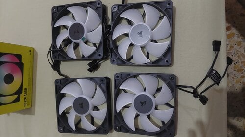 Περισσότερες πληροφορίες για "Corsair RS120 (12 cm/4 ακίδων/Μαύρο)"
