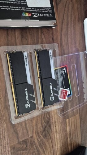 Περισσότερες πληροφορίες για "G.Skill Trident Z  (16 GB/DDR4/3600MHz)"