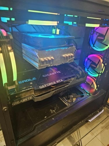 Περισσότερες πληροφορίες για "Gaming Pc i9 12900k 3080_10gb_32gbddr4 4400"