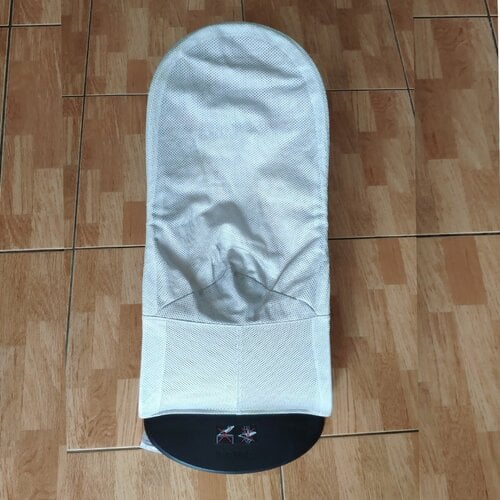 Περισσότερες πληροφορίες για "Babybjorb Bouncer Mesh | Relax - Ρηλάξ"