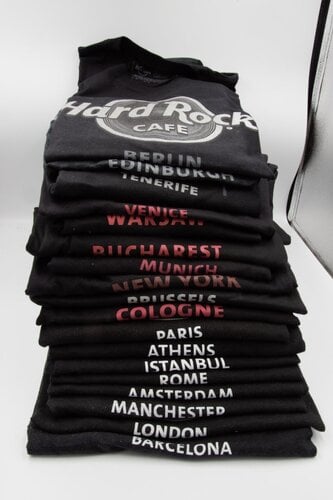 Περισσότερες πληροφορίες για "ΣΥΛΛΟΓΗ 18 TSHRIT HARD ROCK CAFE"
