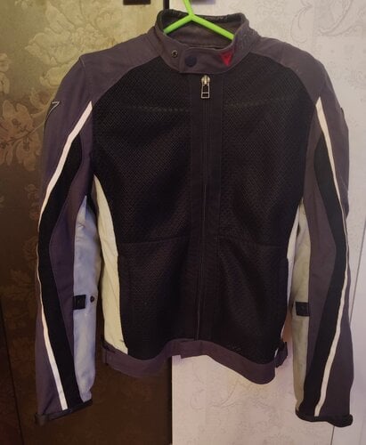 Περισσότερες πληροφορίες για "Dainese Καλοκαιρινό Aνδρικό Μπουφάν Mηχανής"