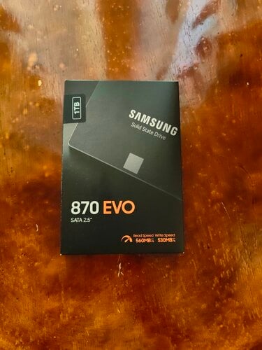 Περισσότερες πληροφορίες για "ΠΩΛΕΙΤΑΙ SAMSUNG 870 EVO 1 TB SSD"