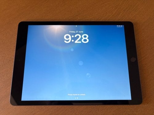 Περισσότερες πληροφορίες για "Apple iPad  2021 10.2" (64 GB/A13/) Space gray"