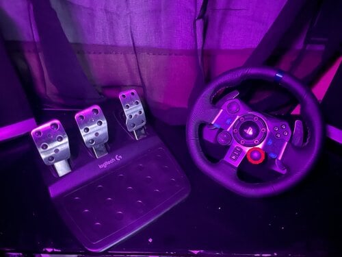 Περισσότερες πληροφορίες για "Logitech G Wheel G29 Driving Force Racing PS5,PS4/PC"
