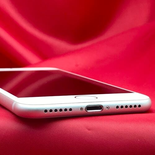 Περισσότερες πληροφορίες για "Apple iPhone 7 Ασημί 128 GB"
