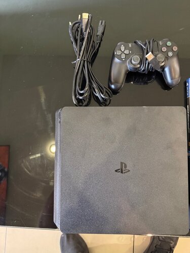 Περισσότερες πληροφορίες για "ΠΩΛΕΙΤΑΙ Sony PS4 Slim 500GB"