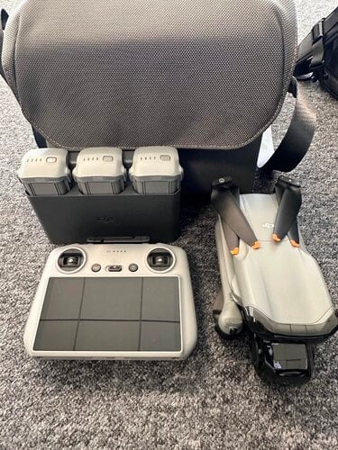 Περισσότερες πληροφορίες για "DJI Air 3 Fly More Combo"