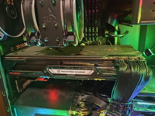Περισσότερες πληροφορίες για "ΠΩΛΕΙΤΑΙ Η AMD Radeon™ RX 6950 XT Phantom Gaming 16GB OC"