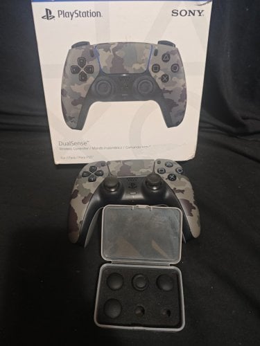 Περισσότερες πληροφορίες για "ps5 Sony DualSense  v2 bdm-020 hall effect TMR edge Thumbsticks Camouflage Grey & white"
