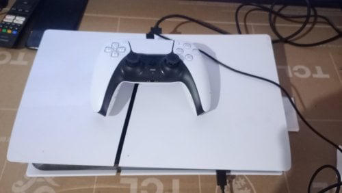 Περισσότερες πληροφορίες για "Sony PS4 Slim 1TB"