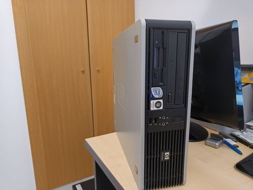 Περισσότερες πληροφορίες για "HP7900 (Core2Duo E8400, 3GB RAM, 320GB HDD) + Samsung 933sn 19'' VGA)"