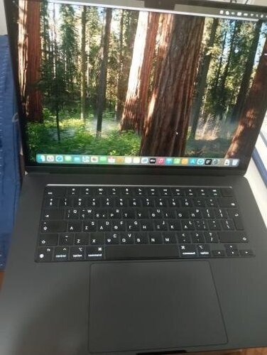 Περισσότερες πληροφορίες για "MacBook air 15 m3 16Gb μοντέλο του 2024"