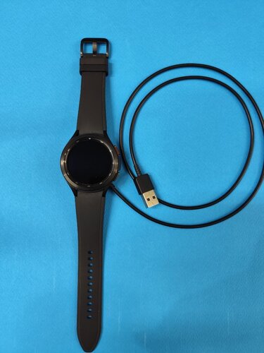 Περισσότερες πληροφορίες για "Samsung Galaxy Watch4 Classic (46mm/Μαύρο/Ανοξείδωτο ατσάλι)"