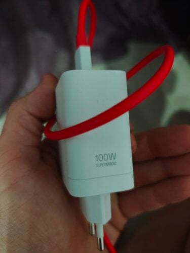 Περισσότερες πληροφορίες για "Oppo sure vooc 100 WAT"