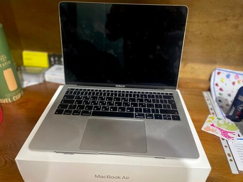 Περισσότερες πληροφορίες για "MacBook Air Retina 13" (2018) + Magic Mouse – Άριστη κατάσταση"