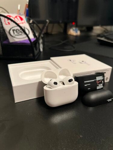 Περισσότερες πληροφορίες για "Apple AirPods (3rd generation) (Άσπρο)"
