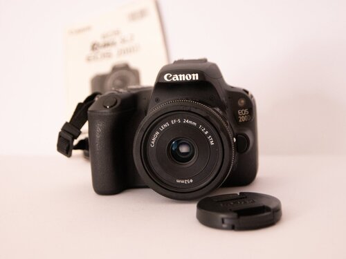 Περισσότερες πληροφορίες για "Canon EOS 200D DSLR + Φακός Canon EF 24mm f/2.8 STM Pancake"