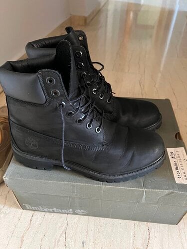 Πωλούνται μαύρα Timberland 6inch Premium μποτακια