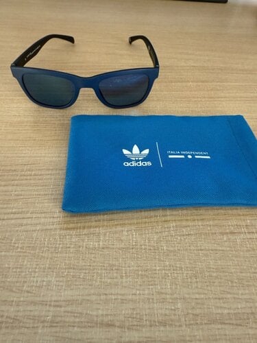 Περισσότερες πληροφορίες για "adidas x Italian Independent Ανδρικά Γυαλιά Ηλίου Σκελετό AOR004-021009"