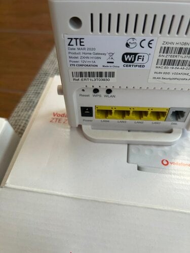 Περισσότερες πληροφορίες για "ZTE ZXHN H108N"