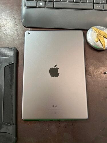 Περισσότερες πληροφορίες για "Apple iPad 2021 10.2" (64 GB/A13/iPadOS 15)"
