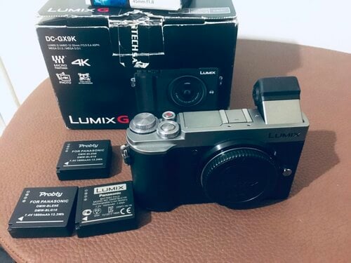 Περισσότερες πληροφορίες για "Panasonic Lumix GX9 με κουτι & 5 φακοι"
