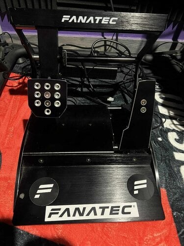 Περισσότερες πληροφορίες για "Fanatec V3 inverted"