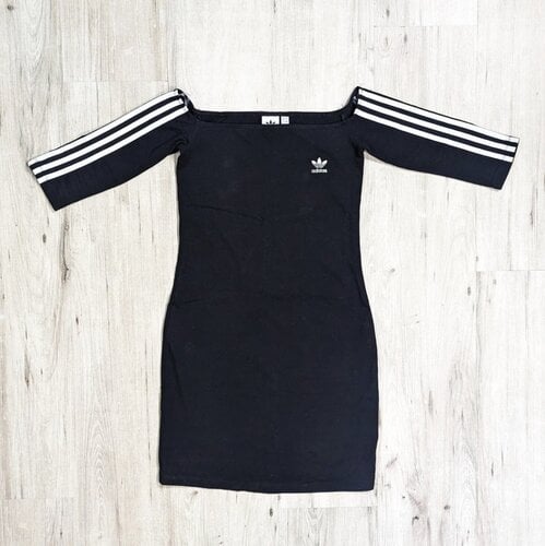 Περισσότερες πληροφορίες για "Adidas Γυναικείo Φόρεμα Μαύρο"