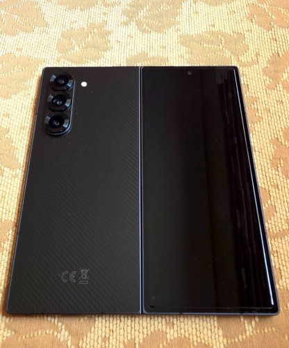 Περισσότερες πληροφορίες για "Samsung Galaxy Z Fold 6 5G (12GB/512GB) Crafted Black"