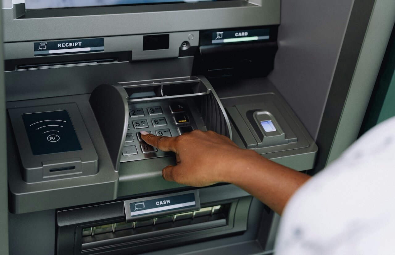 Περισσότερες πληροφορίες για "Σημαντικές αλλαγές έρχονται στις χρεώσεις των ΑΤΜ τρίτων παρόχων"