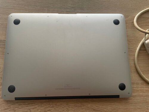 Περισσότερες πληροφορίες για "Mac book air"