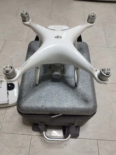 Περισσότερες πληροφορίες για "DJI PHANTOM 4"