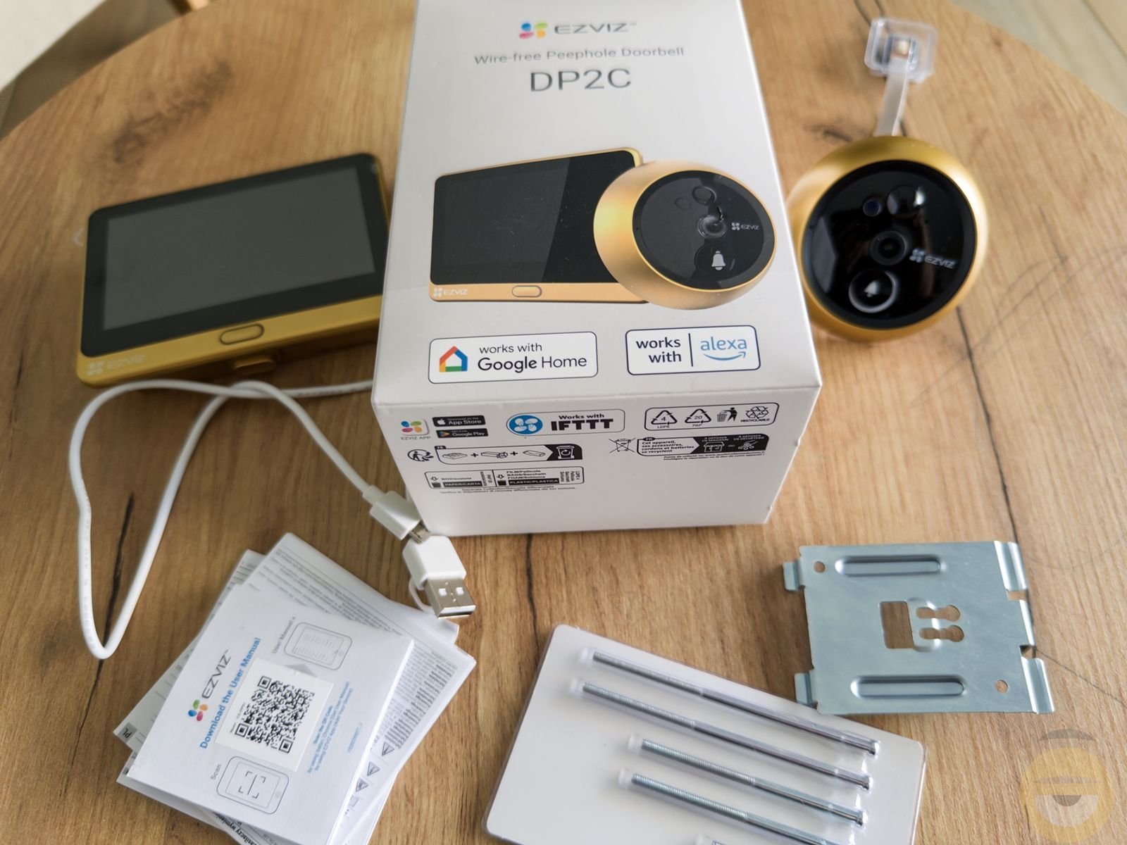 Περισσότερες πληροφορίες για "EZVIZ DP2C Review"