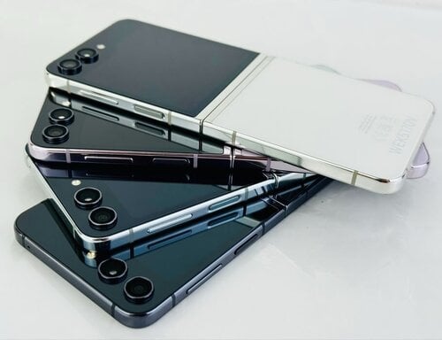 Περισσότερες πληροφορίες για "Samsung z flip 5 256 gb"