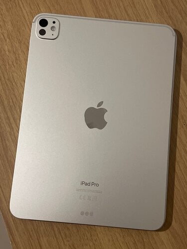 Περισσότερες πληροφορίες για "iPad M4/256Gb 26 κύκλοι φόρτισης/σαν καινούργιο!! + Apple PencilPro + Apple Folio"