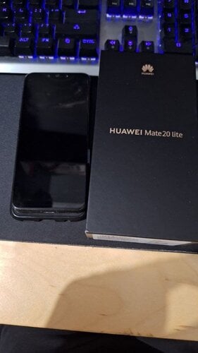 Περισσότερες πληροφορίες για "Πωλείται Huawei mate 20 lite +θήκη"