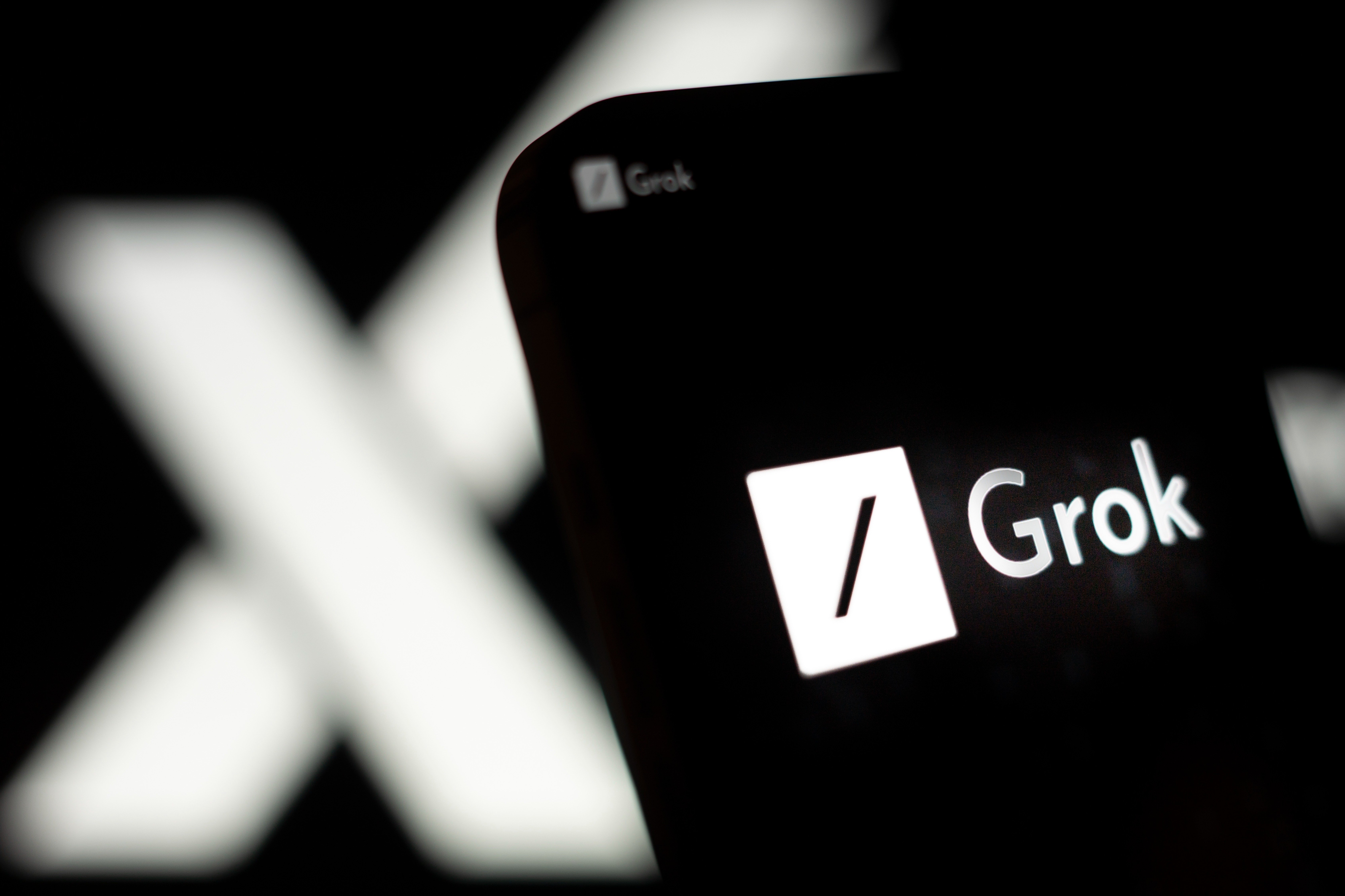 Περισσότερες πληροφορίες για "Το chatbot Grok της X εξύμνησε τον Χίτλερ και έκανε αντισημιτικές αναρτήσεις [Ενημέρωση]"