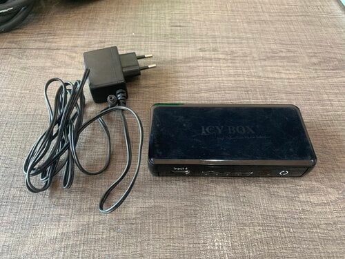 Περισσότερες πληροφορίες για "Icy Box 4 Port HDMI Switch IB-HD141 | Κωδ.: 137"