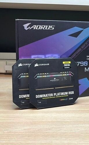 Περισσότερες πληροφορίες για "Corsair dominator platinum rgb 64gb 5600MHz"