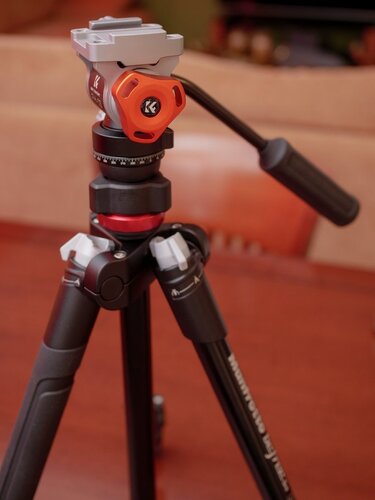 Περισσότερες πληροφορίες για "Manfrotto Befree live & Fluid video head  K&F CONCEPT FH-03 // set ή χωριστά."